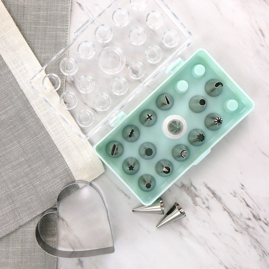 Martha Stewart Stainless Steel Cake Decorating Nozzles Set